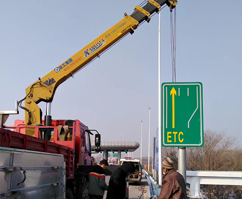 郑州监控杆 郑州监控杆